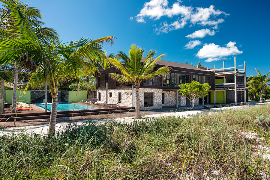 Silver Sands On The Beach A Luxury Home For Sale In Thompson Cove